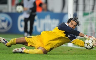 竞彩网官方网址-英超前瞻，纽卡斯尔联对阵利兹联，内幕消息揭示攻防大战关键